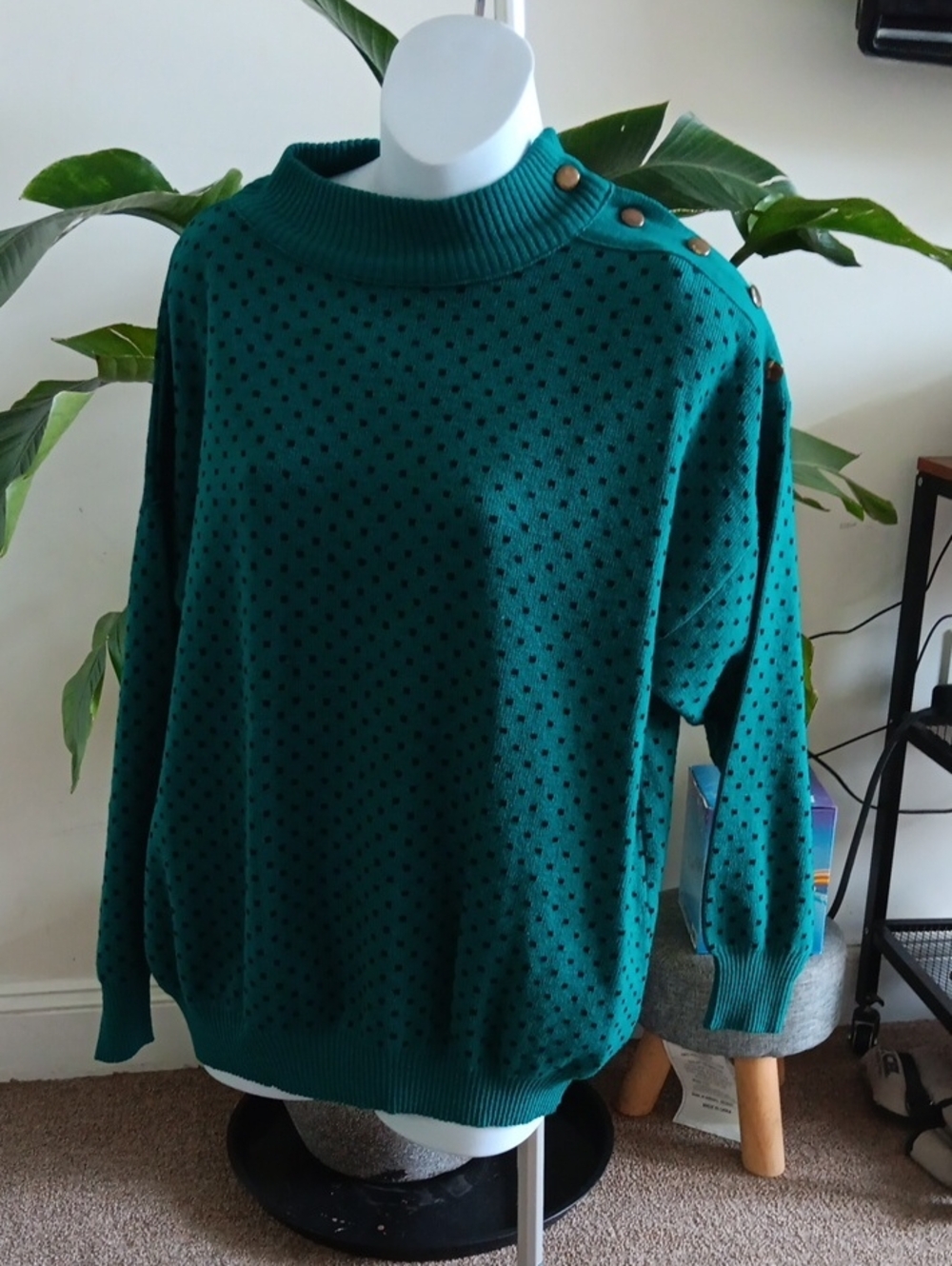 Teal Button-Shoulder Sweater P2P 25"
